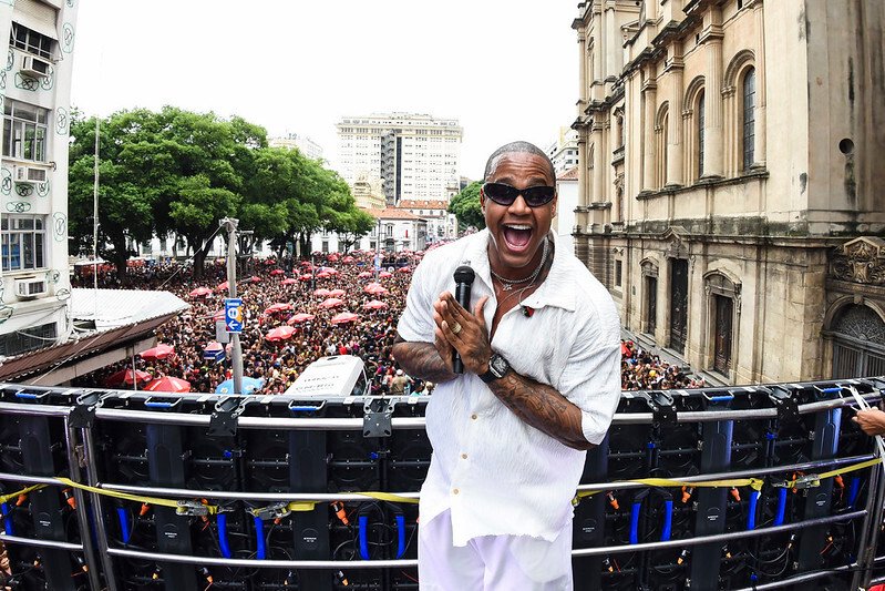 Fim de semana de pré-carnaval reúne megablocos com Léo Santana e Ivete Sangalo no comando