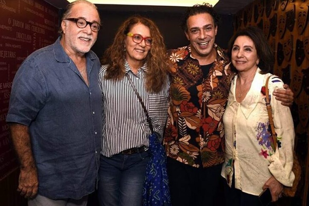 Famosos prestigiam novo espetáculo de Marcelo Médici no Rio de Janeiro